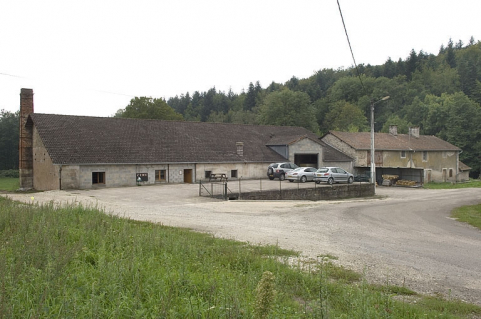 Ancienne halle. © Région Bourgogne-Franche-Comté, Inventaire du patrimoine Ancienne halle. © Région Bourgogne-Franche-Comté, Inventaire du patrimoine