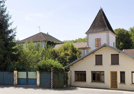 Logement patronal. © Région Bourgogne-Franche-Comté, Inventaire du patrimoine Logement patronal. © Région Bourgogne-Franche-Comté, Inventaire du patrimoine