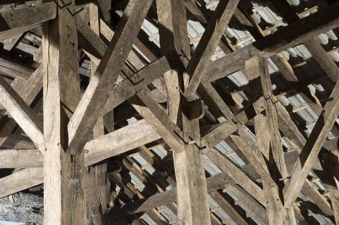 Charpente du fenil. Détail de partie haute. © Région Bourgogne-Franche-Comté, Inventaire du patrimoine