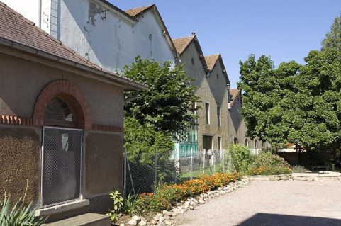 Façade postérieure de l'atelier de fabrication nord. © Région Bourgogne-Franche-Comté, Inventaire du patrimoine