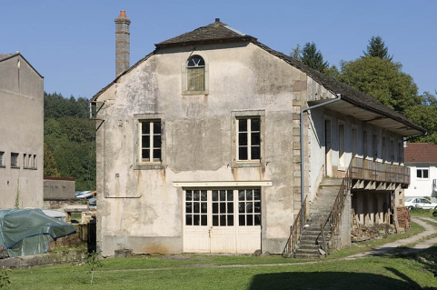 Atelier de tonnellerie. Vue de trois quarts. © Région Bourgogne-Franche-Comté, Inventaire du patrimoine