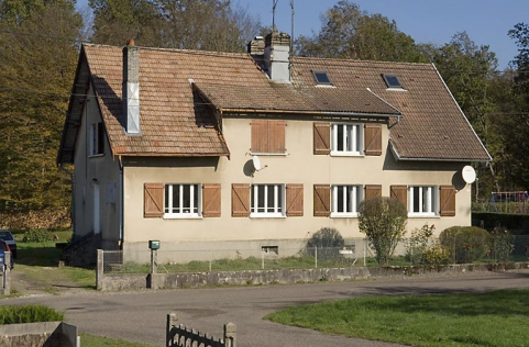 Maison de contremaître ? © Région Bourgogne-Franche-Comté, Inventaire du patrimoine Maison de contremaître ? © Région Bourgogne-Franche-Comté, Inventaire du patrimoine