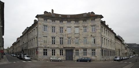 Vue d'ensemble avec l'alignement des rues. © Région Bourgogne-Franche-Comté, Inventaire du patrimoine