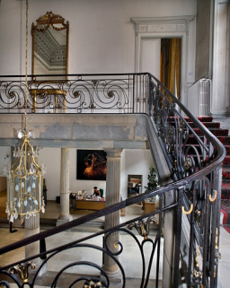 Détail de la ferronnerie de l'escalier. © Région Bourgogne-Franche-Comté, Inventaire du patrimoine