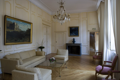 Intérieur : vue d'ensemble de l'antichambre depuis le fond de la pièce. © Région Bourgogne-Franche-Comté, Inventaire du Patrimoine
