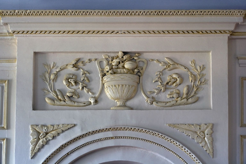 Intérieur : chambre, détail du décor au-dessus de la niche du poêle. © Région Bourgogne-Franche-Comté, Inventaire du Patrimoine