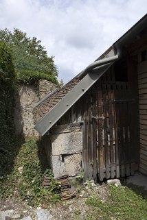 Détail du creux à fumier et du toit à porcs. © Région Bourgogne-Franche-Comté, Inventaire du Patrimoine