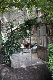 Détail de l'entrée de la serre. © Région Bourgogne-Franche-Comté, Inventaire du Patrimoine