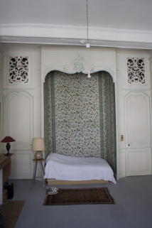 Intérieur, premier étage : chambre sur rue à droite du salon, détail de l'alcôve de face. © Région Bourgogne-Franche-Comté, Inventaire du Patrimoine