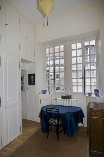 Intérieur, premier étage : vue d'ensemble de la pièce faisant suite à celle située à droite de l'escalier d'honneur. © Région Bourgogne-Franche-Comté, Inventaire du Patrimoine