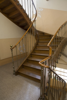 Bâtiment A. Vue de l'escalier. © Région Bourgogne-Franche-Comté, Inventaire du patrimoine