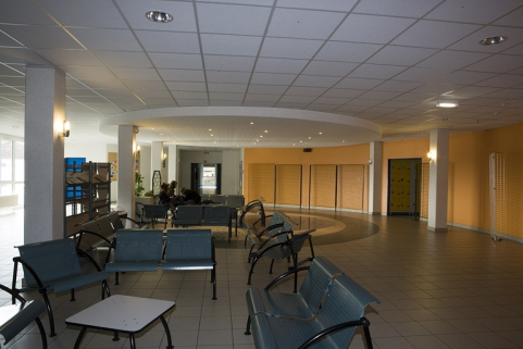 Bâtiment D. Vue hall d'accueil. © Région Bourgogne-Franche-Comté, Inventaire du patrimoine
