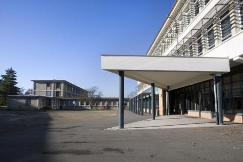 Vue façade antérieure bâtiment A et façade postérieure bâtiment C. © Région Bourgogne-Franche-Comté, Inventaire du patrimoine