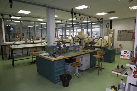 Site récent, atelier d'horlogerie : intérieur. © Région Bourgogne-Franche-Comté, Inventaire du patrimoine Site récent, atelier d'horlogerie : intérieur. © Région Bourgogne-Franche-Comté, Inventaire du patrimoine