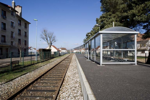 Vue d'ensemble, depuis le côté La Cluse. © Région Bourgogne-Franche-Comté, Inventaire du patrimoine