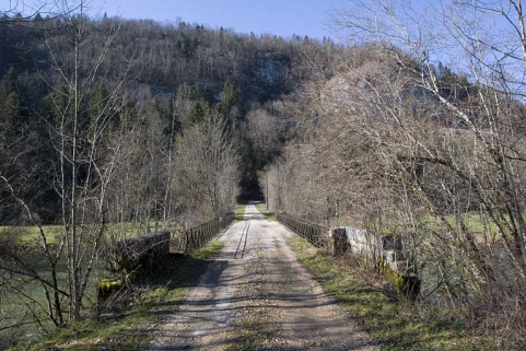 Vue d'ensemble du pont et du chemin de la Gare. © Région Bourgogne-Franche-Comté, Inventaire du patrimoine