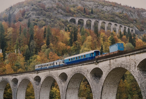Une 2800 tractant des wagons de l'équipe Ligne aérienne PTT, 1996 ? © Région Bourgogne-Franche-Comté, Inventaire du patrimoine Une 2800 tractant des wagons de l'équipe Ligne aérienne PTT, 1996 ? © Région Bourgogne-Franche-Comté, Inventaire du patrimoine