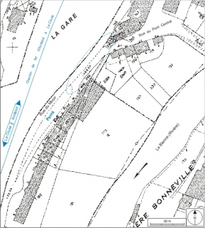 Plan-masse et de situation. Extrait du plan cadastral, 1980, section AH, échelle 1:1000. © Région Bourgogne-Franche-Comté, Inventaire du patrimoine