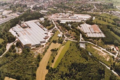 Vue aérienne depuis l'est. © Région Bourgogne-Franche-Comté, Inventaire du patrimoine