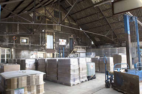 Partie couverte (ouest) de la cour. © Région Bourgogne-Franche-Comté, Inventaire du patrimoine