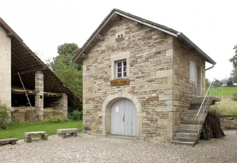 Four à pain. Vue de trois quarts. © Région Bourgogne-Franche-Comté, Inventaire du patrimoine