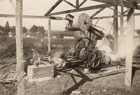 La pompe du forage. © Région Bourgogne-Franche-Comté, Inventaire du patrimoine