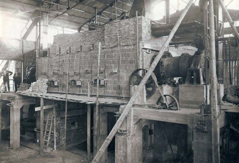 Bâtiment des fours. Four d'essai des schistes. © Région Bourgogne-Franche-Comté, Inventaire du patrimoine