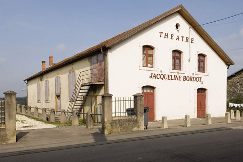 Théâtre Jacqueline Bordot © Région Bourgogne-Franche-Comté, Inventaire du patrimoine Théâtre Jacqueline Bordot © Région Bourgogne-Franche-Comté, Inventaire du patrimoine