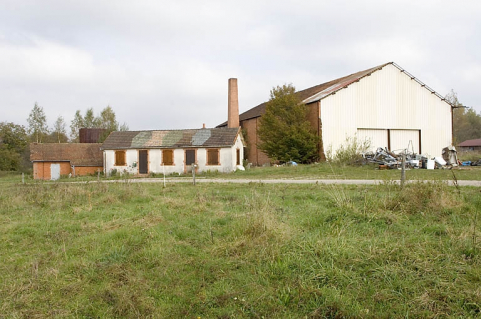 Bureau (?) et atelier de fabrication depuis le sud-ouest. © Région Bourgogne-Franche-Comté, Inventaire du patrimoine