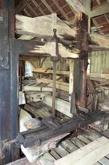 Châssis de scie. Vue de trois quarts gauche. © Région Bourgogne-Franche-Comté, Inventaire du patrimoine