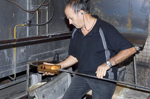 Maillochage (préformation de la paraison). © Région Bourgogne-Franche-Comté, Inventaire du patrimoine