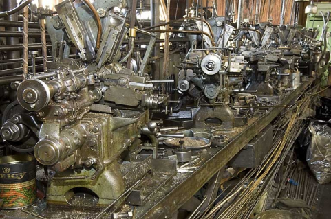 Alignement des tours à décolleter Petermann (M). © Région Bourgogne-Franche-Comté, Inventaire du patrimoine