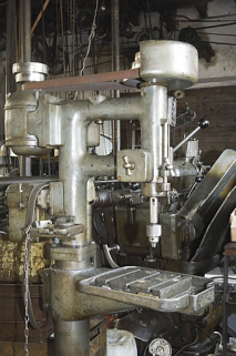 Perceuse à colonne (I) : vue rapprochée. © Région Bourgogne-Franche-Comté, Inventaire du patrimoine