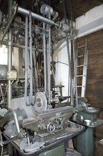 Rectifieuse cylindrique FSGT (F) et tour à meuler (E). © Région Bourgogne-Franche-Comté, Inventaire du patrimoine