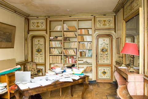 Cabinet : vue d'ensemble depuis la fenêtre. © Région Bourgogne-Franche-Comté, Inventaire du patrimoine