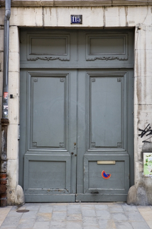 Détail du portail d'entrée. © Région Bourgogne-Franche-Comté, Inventaire du patrimoine