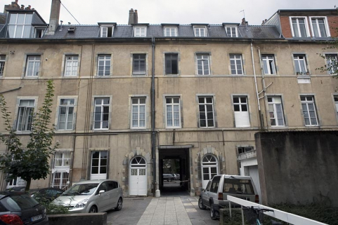 Vue d'ensemble de la façade postérieure du logis principal. © Région Bourgogne-Franche-Comté, Inventaire du Patrimoine