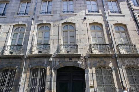 Logis principal : détail du premier étage sur rue. © Région Bourgogne-Franche-Comté, Inventaire du Patrimoine