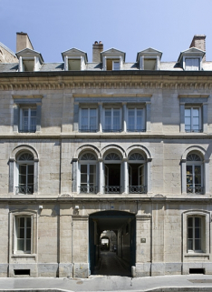 Vue de la façade sur rue, de face. © Région Bourgogne-Franche-Comté, Inventaire du Patrimoine