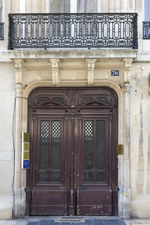 Détail du portail d'entrée sur rue. © Région Bourgogne-Franche-Comté, Inventaire du Patrimoine