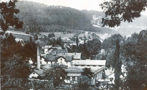 [Vue d'ensemble de l'usine, depuis l'ouest], [milieu 20e siècle].  © Région Bourgogne-Franche-Comté, Inventaire du patrimoine
