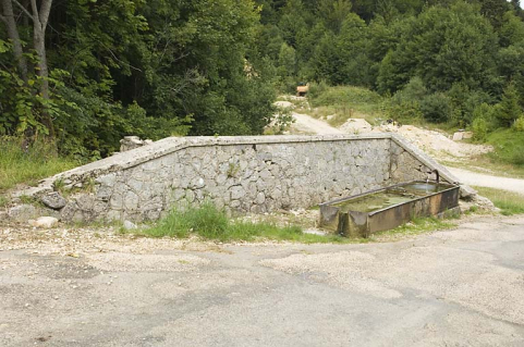 fontaine © Région Bourgogne-Franche-Comté, Inventaire du patrimoine