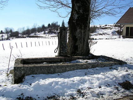 La fontaine. © Région Bourgogne-Franche-Comté, Inventaire du patrimoine