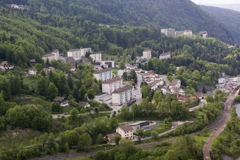 Les quartiers de Villedieu et Sur le Puits, depuis le viaduc des Crottes. © Région Bourgogne-Franche-Comté, Inventaire du patrimoine Les quartiers de Villedieu et Sur le Puits, depuis le viaduc des Crottes. © Région Bourgogne-Franche-Comté, Inventaire du patrimoine