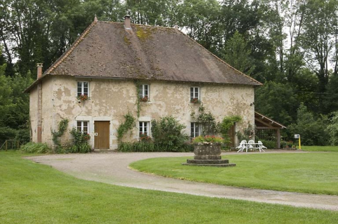 Logement patronal vu de trois quarts gauche. © Région Bourgogne-Franche-Comté, Inventaire du patrimoine
