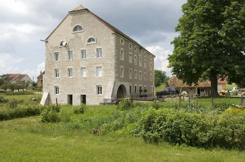 Vue rapprochée depuis le sud-est. © Région Bourgogne-Franche-Comté, Inventaire du patrimoine Vue rapprochée depuis le sud-est. © Région Bourgogne-Franche-Comté, Inventaire du patrimoine