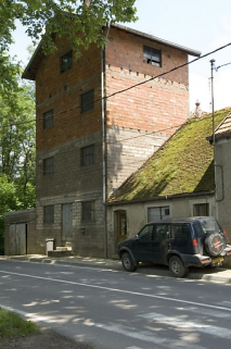 Atelier de fabrication (céréales secondaires). © Région Bourgogne-Franche-Comté, Inventaire du patrimoine Atelier de fabrication (céréales secondaires). © Région Bourgogne-Franche-Comté, Inventaire du patrimoine
