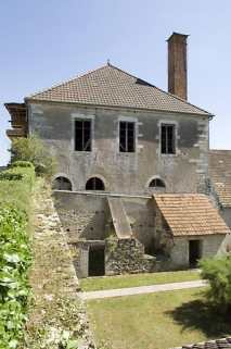 Façade nord-ouest du haut fourneau. © Région Bourgogne-Franche-Comté, Inventaire du patrimoine