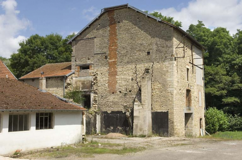 Le haut fourneau vu depuis le sud. © Région Bourgogne-Franche-Comté, Inventaire du patrimoine