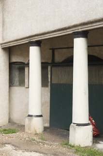 Magasin industriel et atelier de moulage. Portique d'entrée. © Région Bourgogne-Franche-Comté, Inventaire du patrimoine